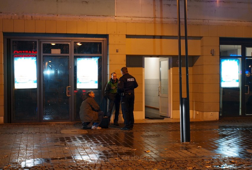 Feuer 2Y Koeln Mitte Heumarkt P24.JPG